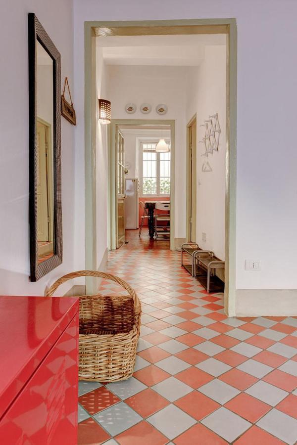 Les Fresques Apartment ม็องตง ภายนอก รูปภาพ