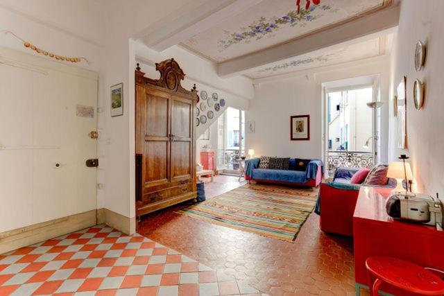 Les Fresques Apartment ม็องตง ภายนอก รูปภาพ