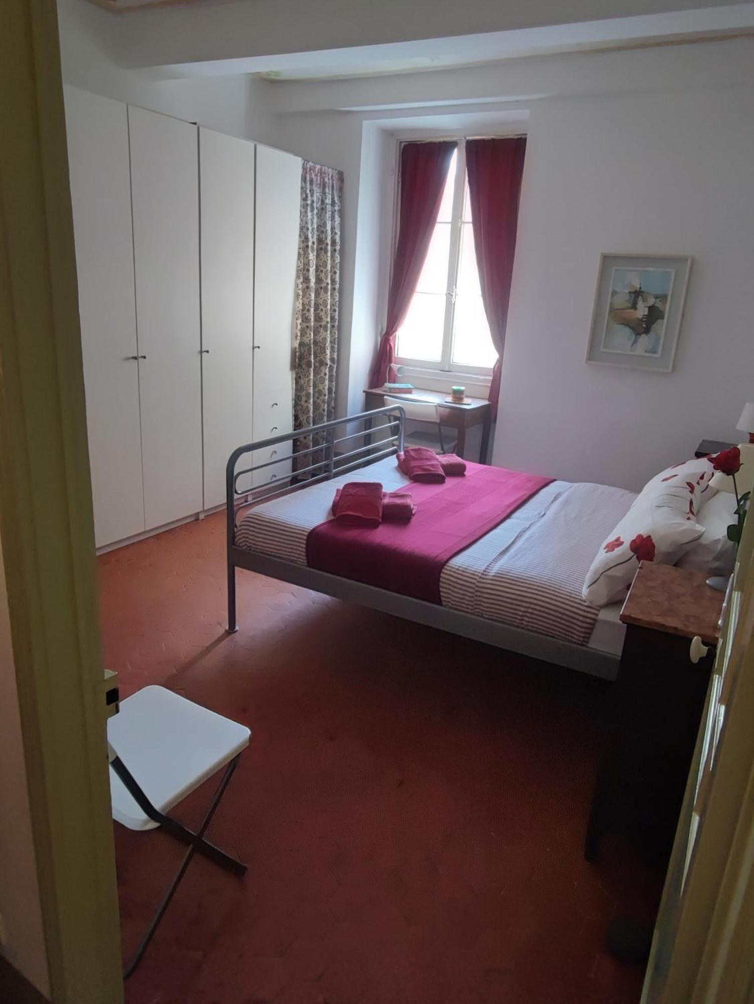 Les Fresques Apartment ม็องตง ภายนอก รูปภาพ